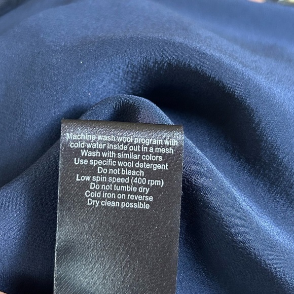 Zadig & Voltaire Tranoi navy silk top with black hem Blue lace trim blouse Sz M - Picture 13 of 14